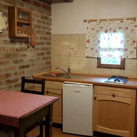 Farmica, Bed&Breakfast, Bazen Izdvojen Nekoliko Minuta Hoda Thurdevac Exterior photo