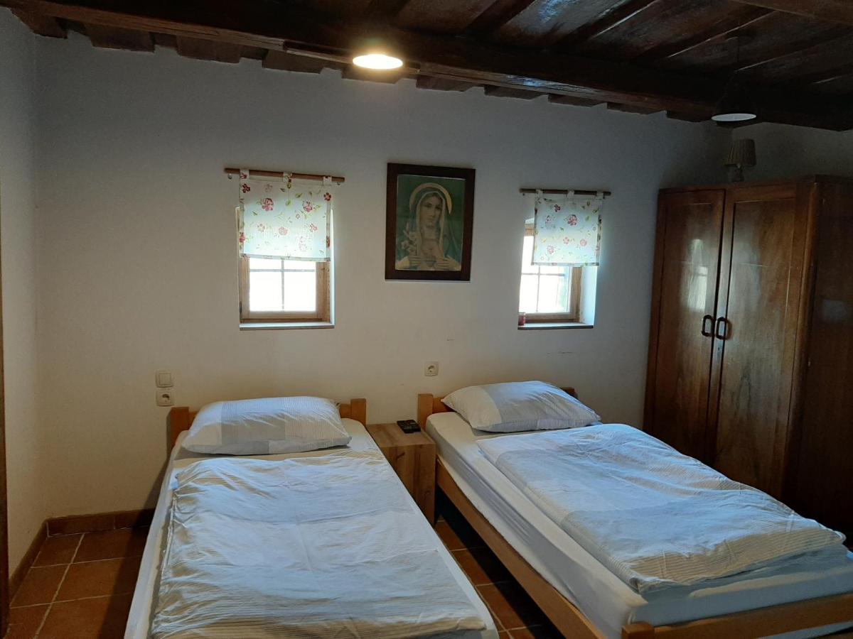Country house Farmica, Bed&breakfast, Bazen Izdvojen Nekoliko Minuta Hoda Thurdevac