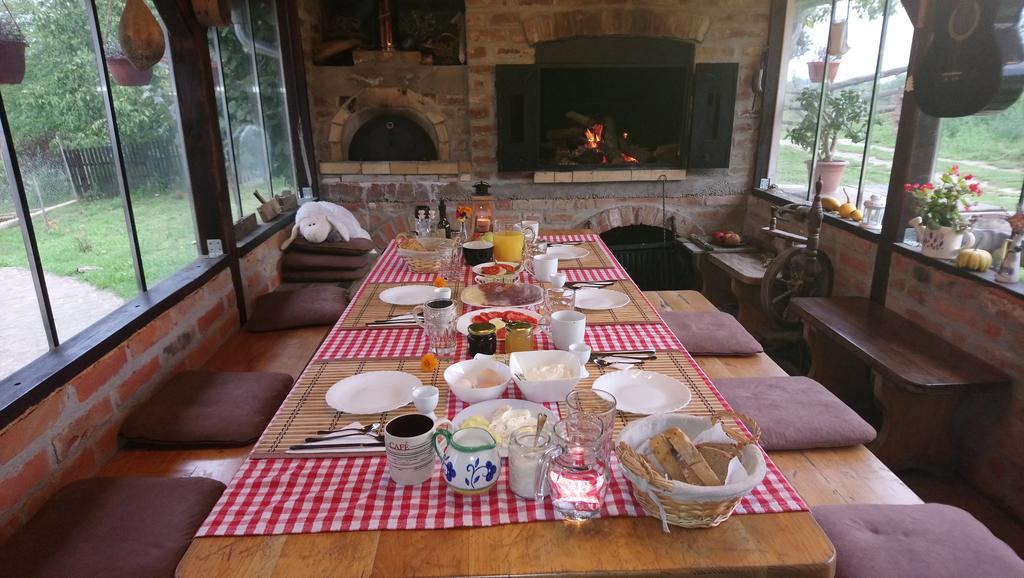Country house Farmica, Bed&breakfast, Bazen Izdvojen Nekoliko Minuta Hoda *